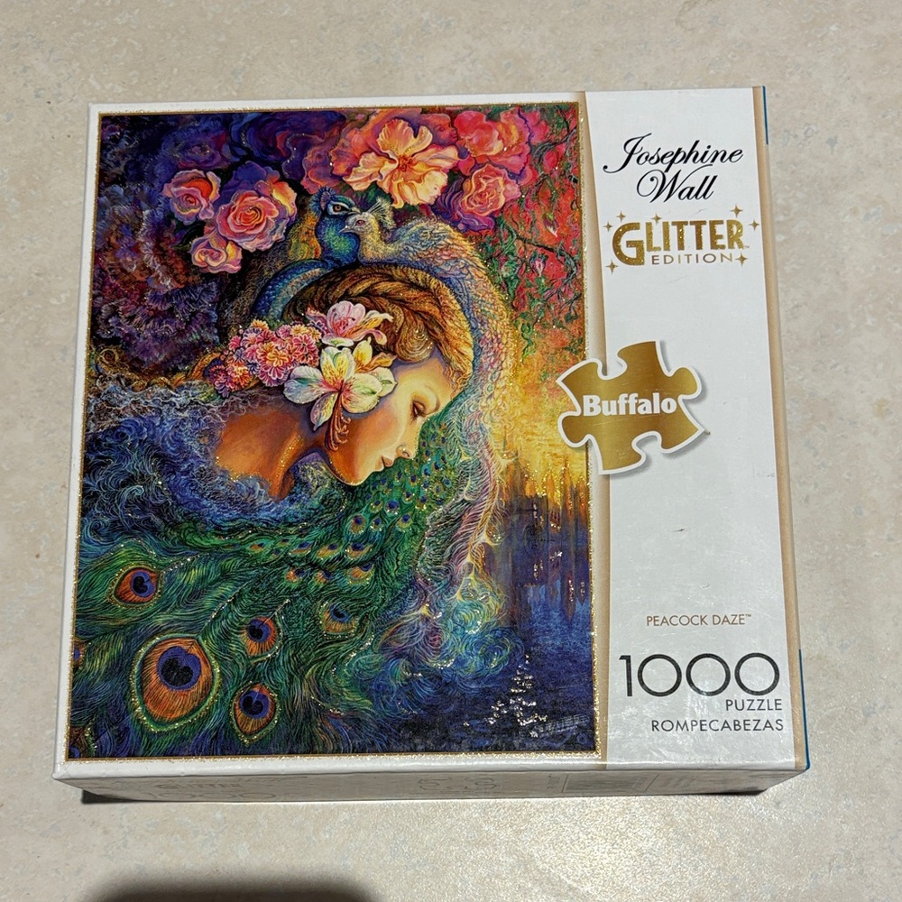 Buffalo David Bitton Peacock Daze Glitter Puzzle